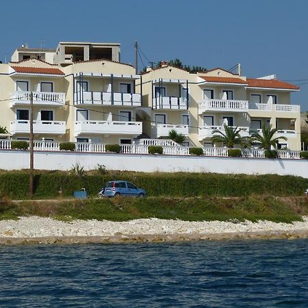 Ostria Seaside Studios And Apartments Katarráktis Exterior foto